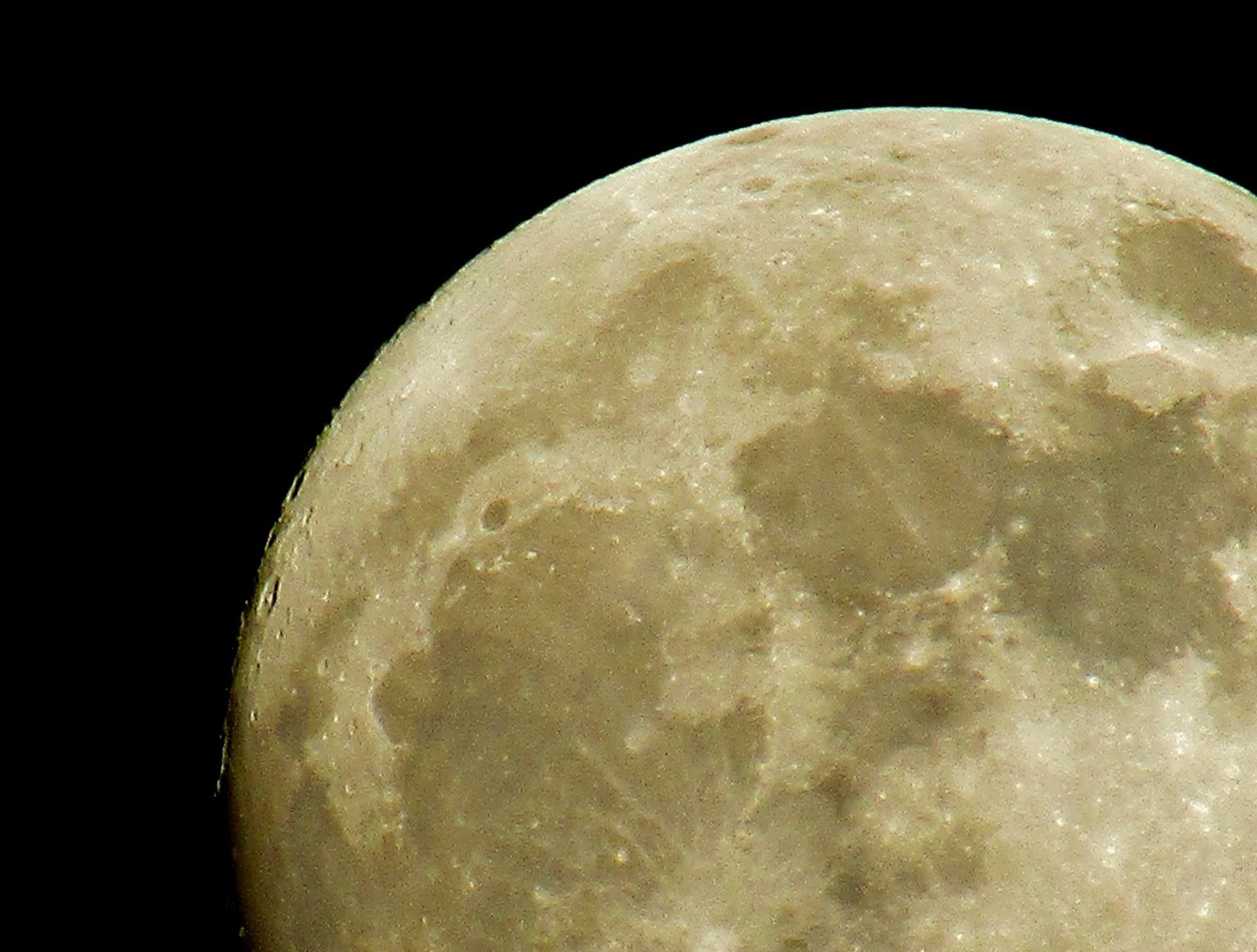 First supermoon of 2018 coincides with New Year's Day