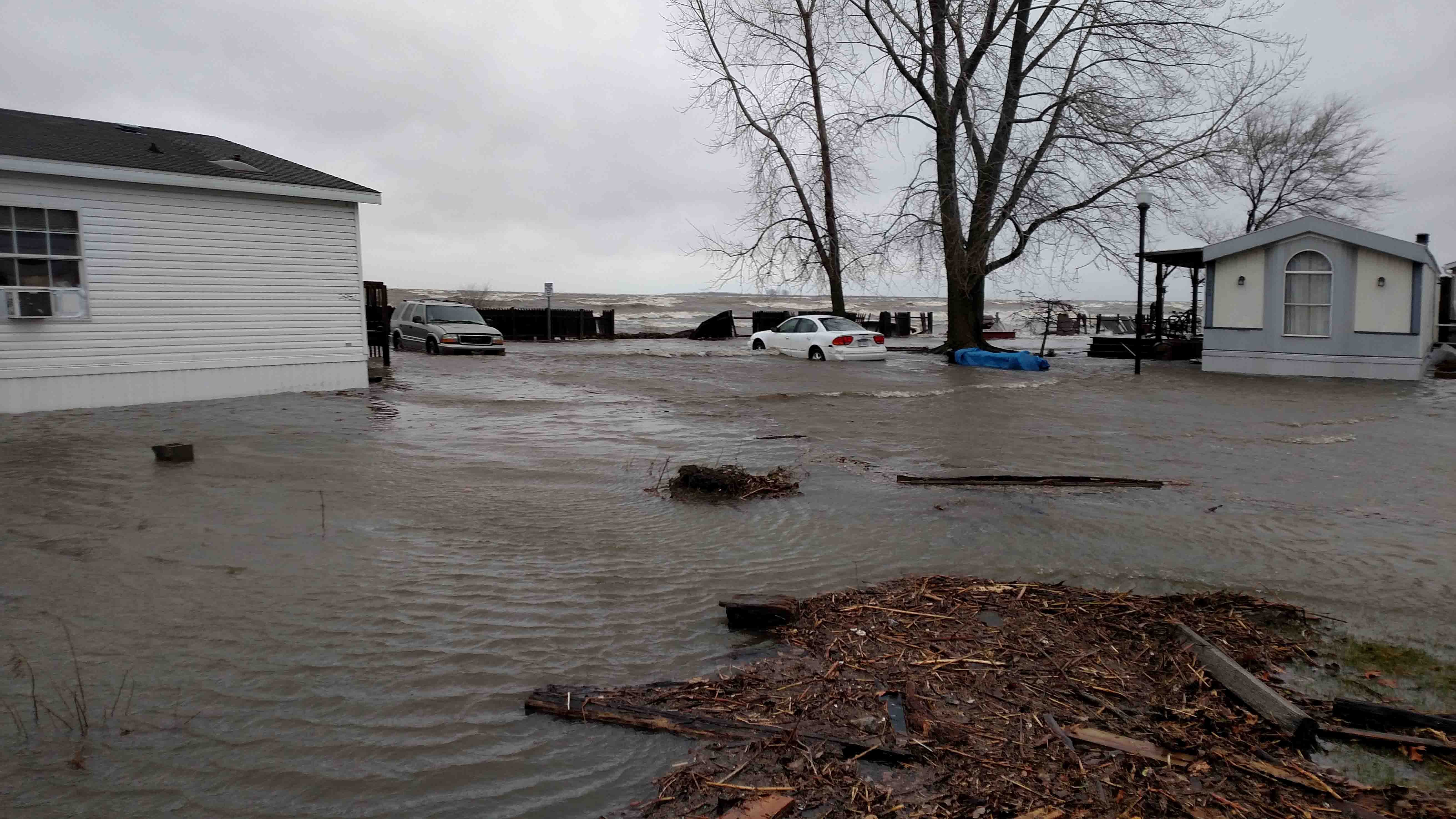 What causes lakeshore flooding? - WNEM TV 5