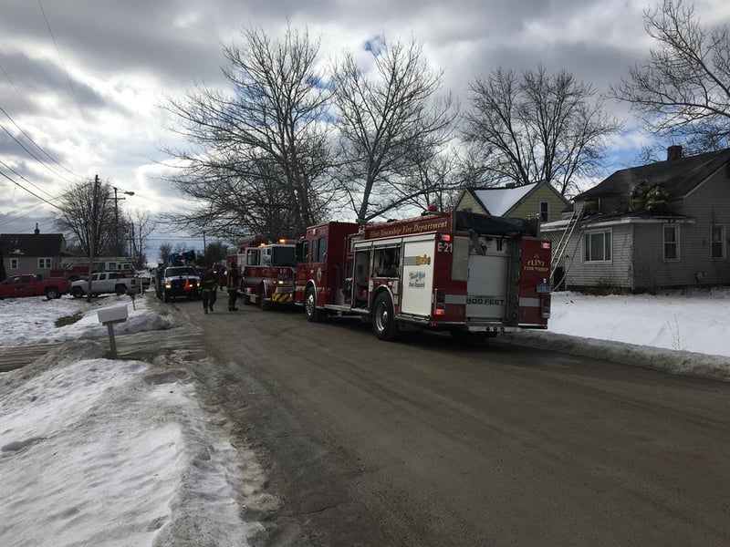 Flint Twp house fire extinguished, no injuries - WNEM TV 5